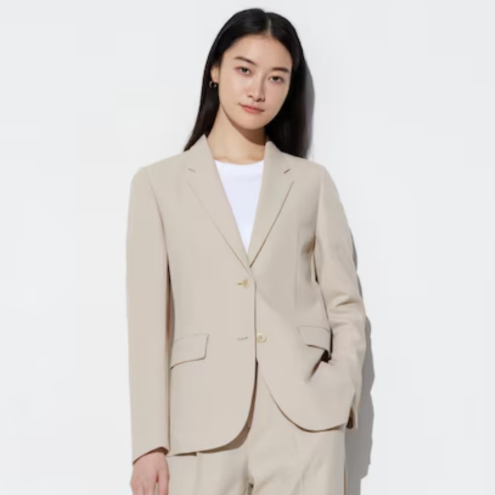A10 UNIQLO jacket size XS - Picture 2 of 7